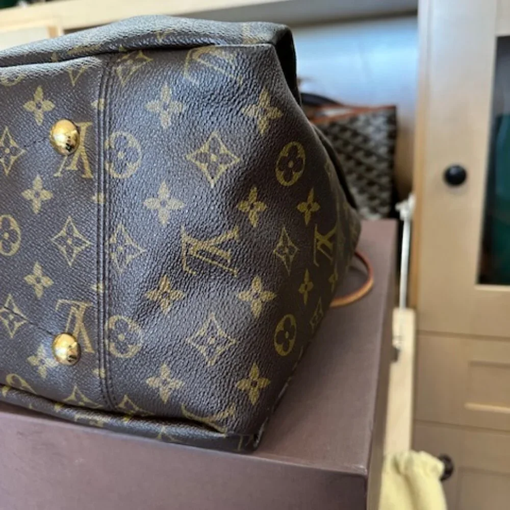 Louis Vuitton LV Monogram Artsy - Picture 8 of 16